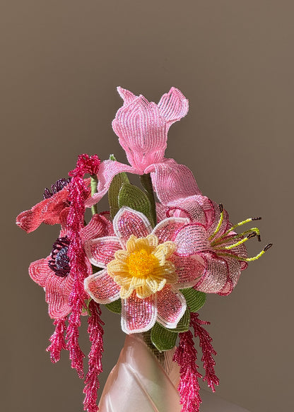 monochrome pink bouquet