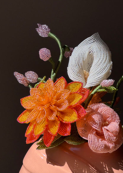 peachy dahlia bouquet